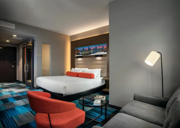 Aloft Отель