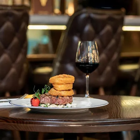 Aloft By Marriott מלון