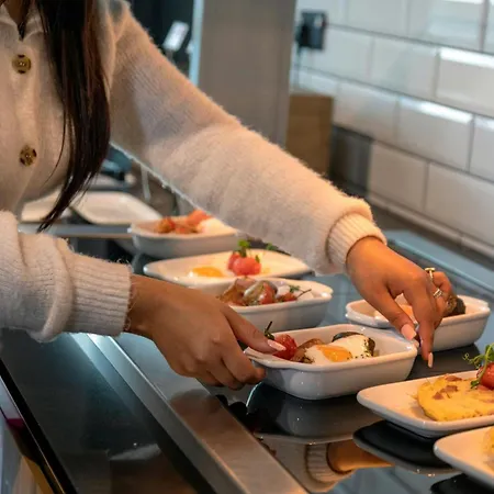 Aloft By Marriott Hotel 4*