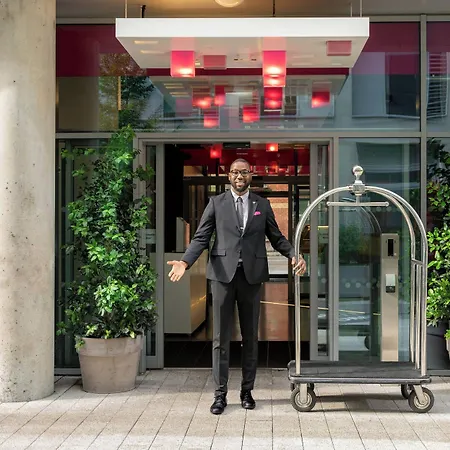 Aloft By Marriott Hotel