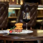 Aloft By Marriott מלון